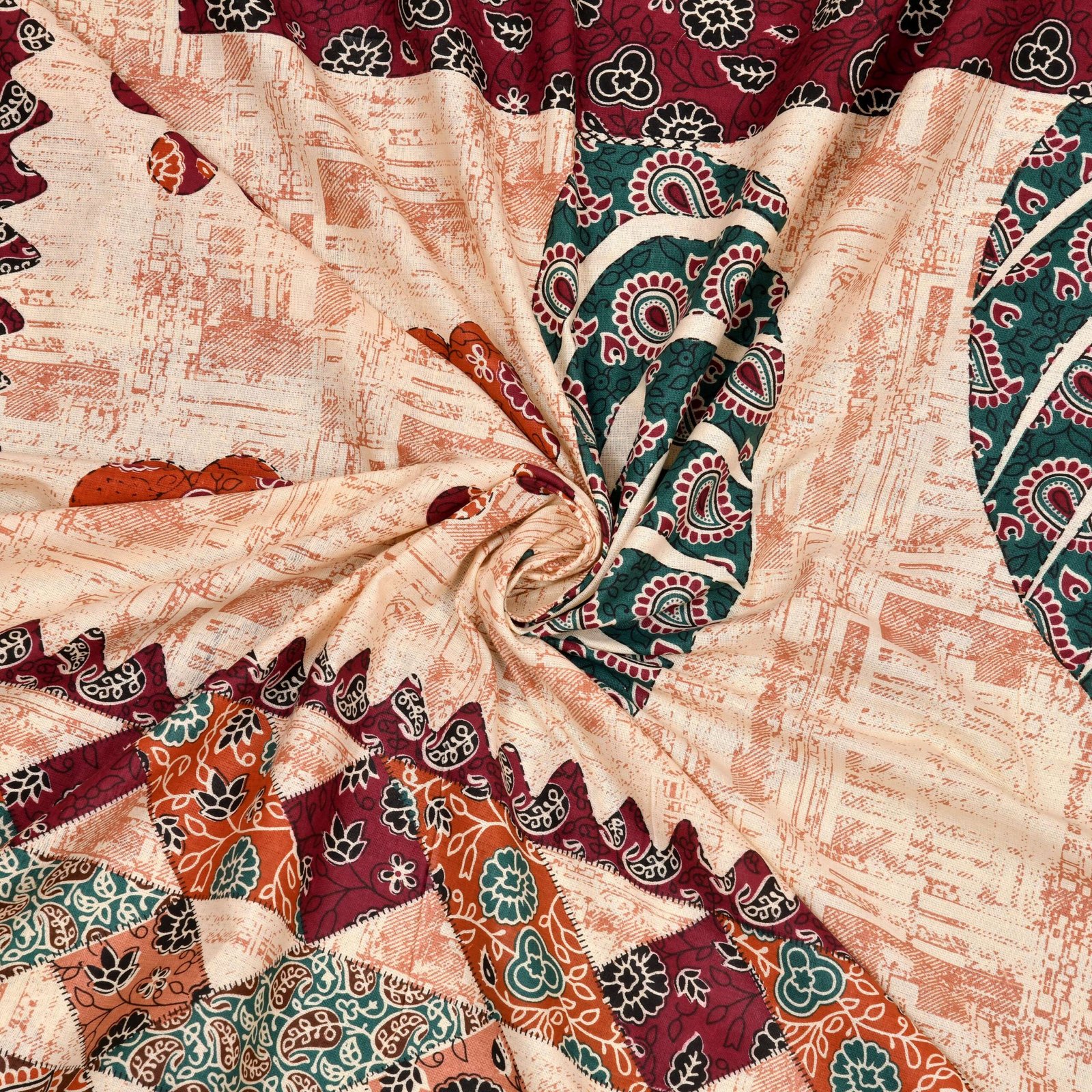 Rajasthani Traditionally Printed Cotton Doublebed Bedsheet With Pack of 2 Pillow Covers - Image 4